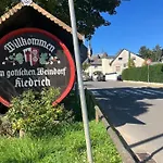 Romantikurlaub Im Weindorf
