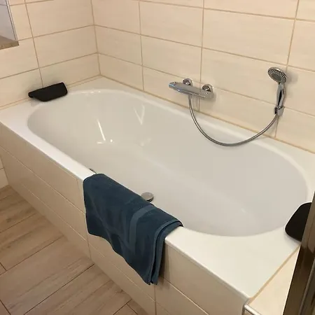 Romantikurlaub Im Weindorf *