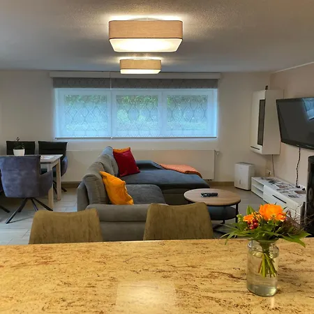 Romantikurlaub Im Weindorf *